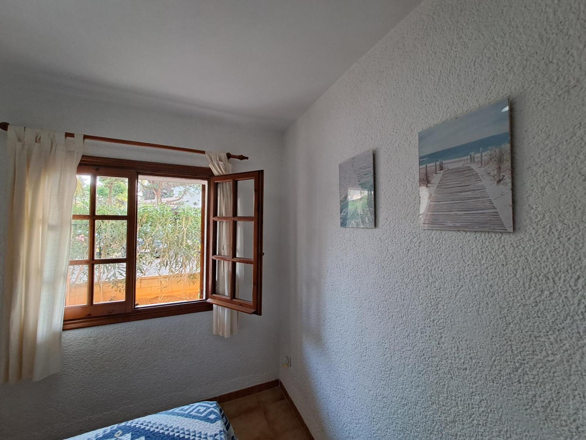 Planta Baja Urbanizacion Azahar Căn hộ